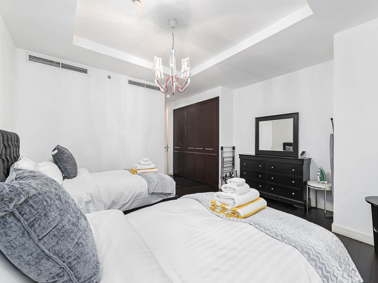 Short Limestone House Difc 2 Bedrooms